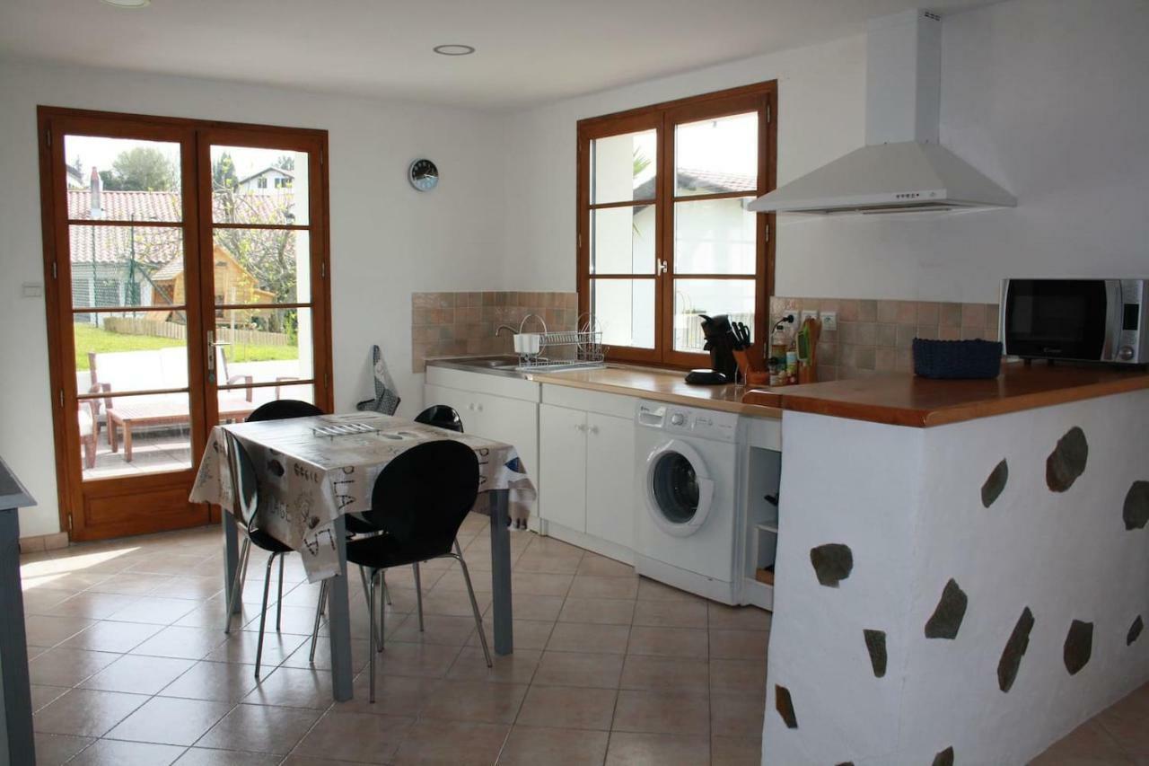 Appartement Au Calme A Hendaye Ngoại thất bức ảnh